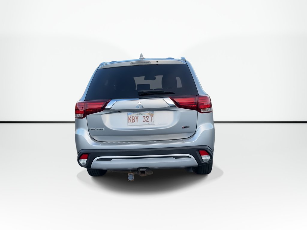 2020 Mitsubishi OUTLANDER SE | Roof | Cam | HtdSeats | Cruise | Aux | USB in Saint John, New Brunswick - 7 - w1024h768px