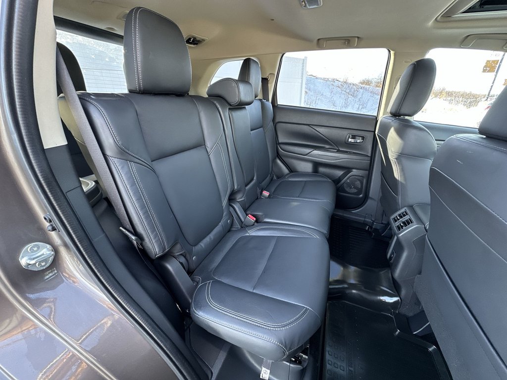 Mitsubishi Outlander EX-L | Cam | HtdSeats | Warranty to 2029 | Aux 2020 à Saint John, Nouveau-Brunswick - 39 - w1024h768px