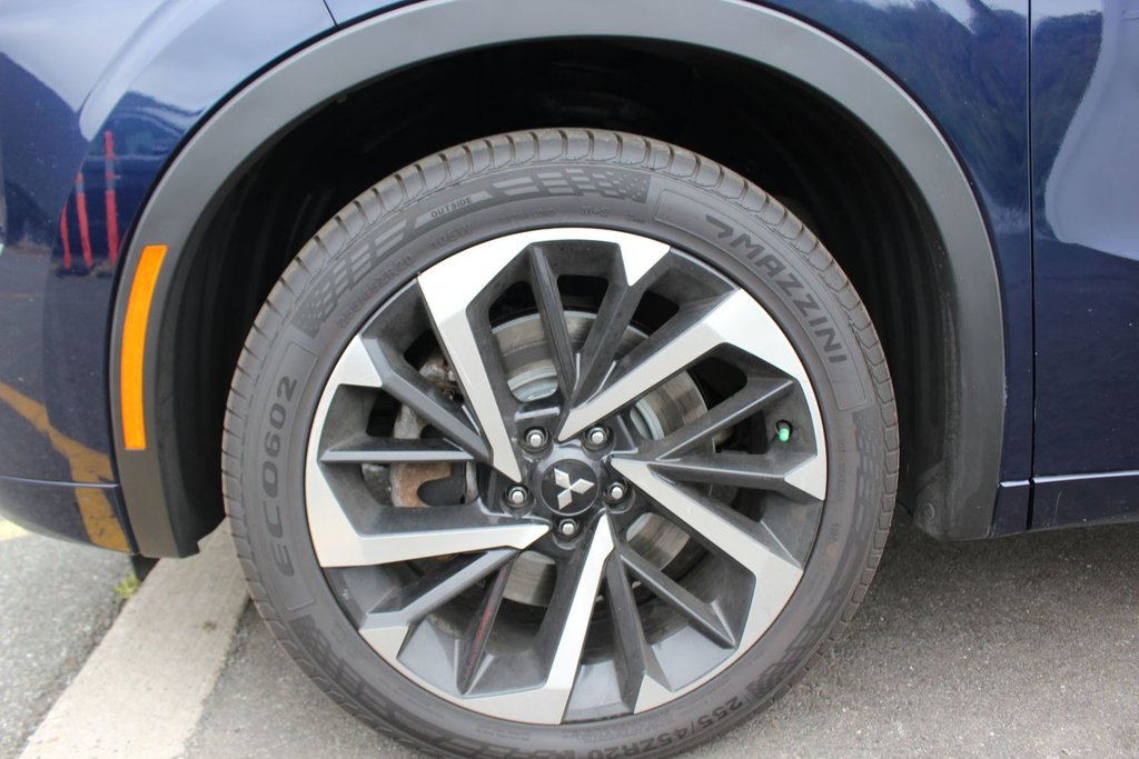 2023 Mitsubishi Outlander in Antigonish, Nova Scotia - 5 - w1024h768px