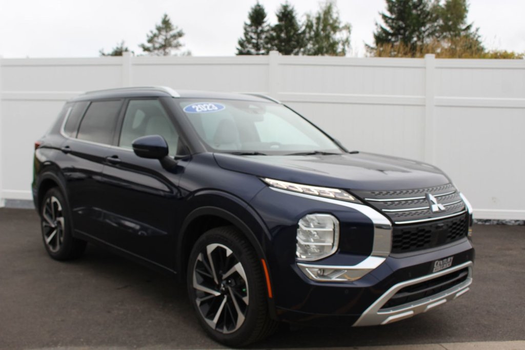 2023 Mitsubishi Outlander in Antigonish, Nova Scotia - 1 - w1024h768px