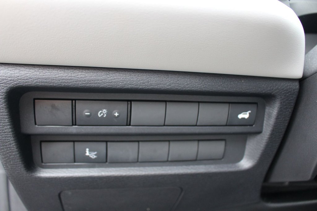 2023 Mitsubishi Outlander in Antigonish, Nova Scotia - 12 - w1024h768px