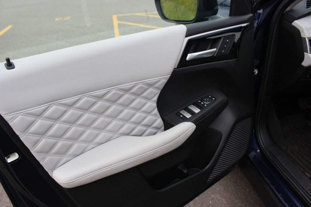 2023 Mitsubishi Outlander in Antigonish, Nova Scotia - 6 - w1024h768px