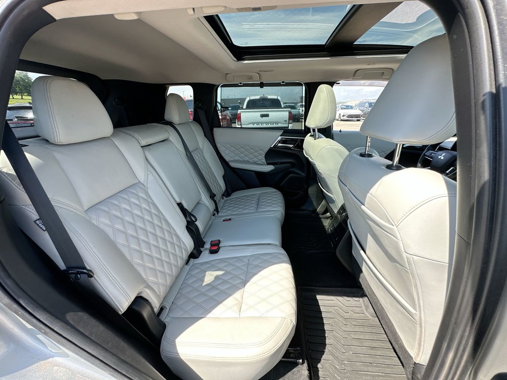 2023 Mitsubishi Outlander GT | Roof | Lthr | Cam | Warranty to 2033 in Saint John, New Brunswick - 39 - w1024h768px