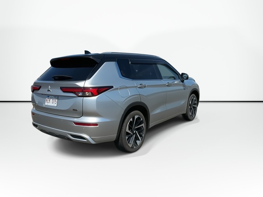 2023 Mitsubishi Outlander GT | Roof | Lthr | Cam | Warranty to 2033 in Saint John, New Brunswick - 8 - w1024h768px