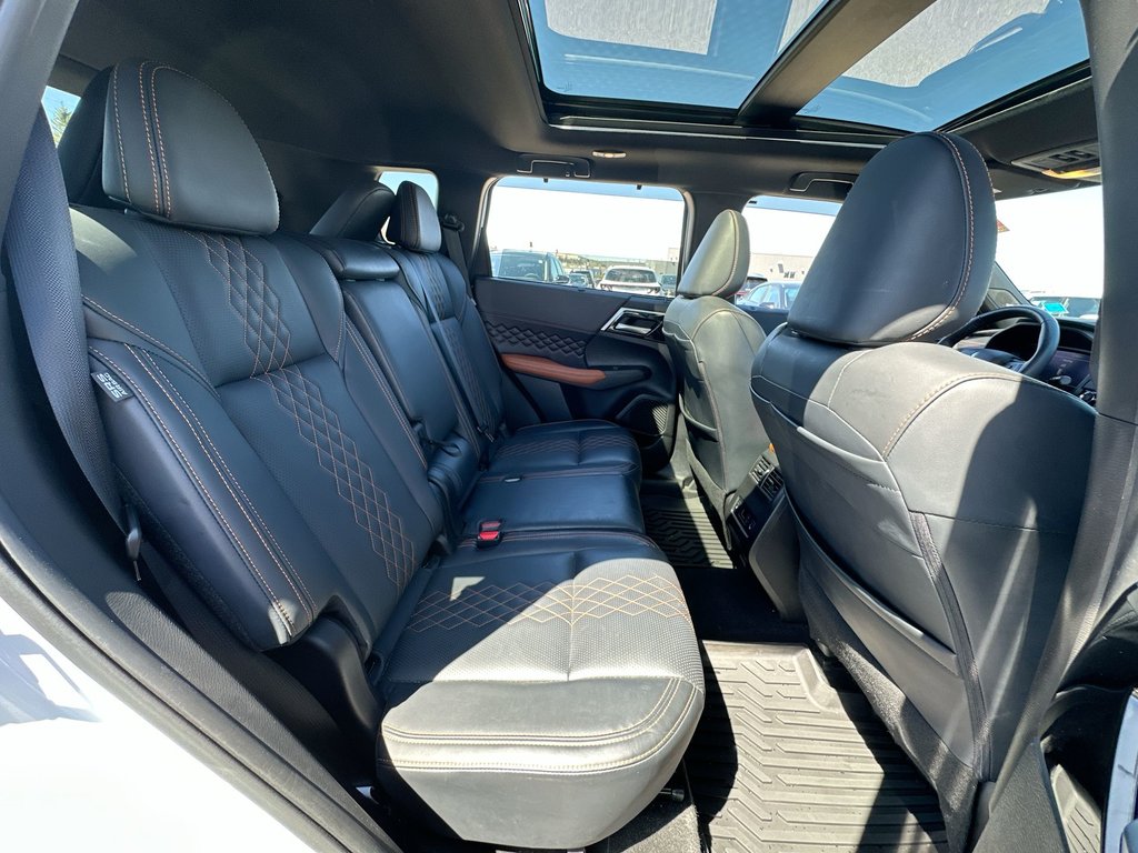 2024 Mitsubishi Outlander GT | Roof | Lthr | Bluetooth | Warranty to 2029 in Saint John, New Brunswick - 39 - w1024h768px