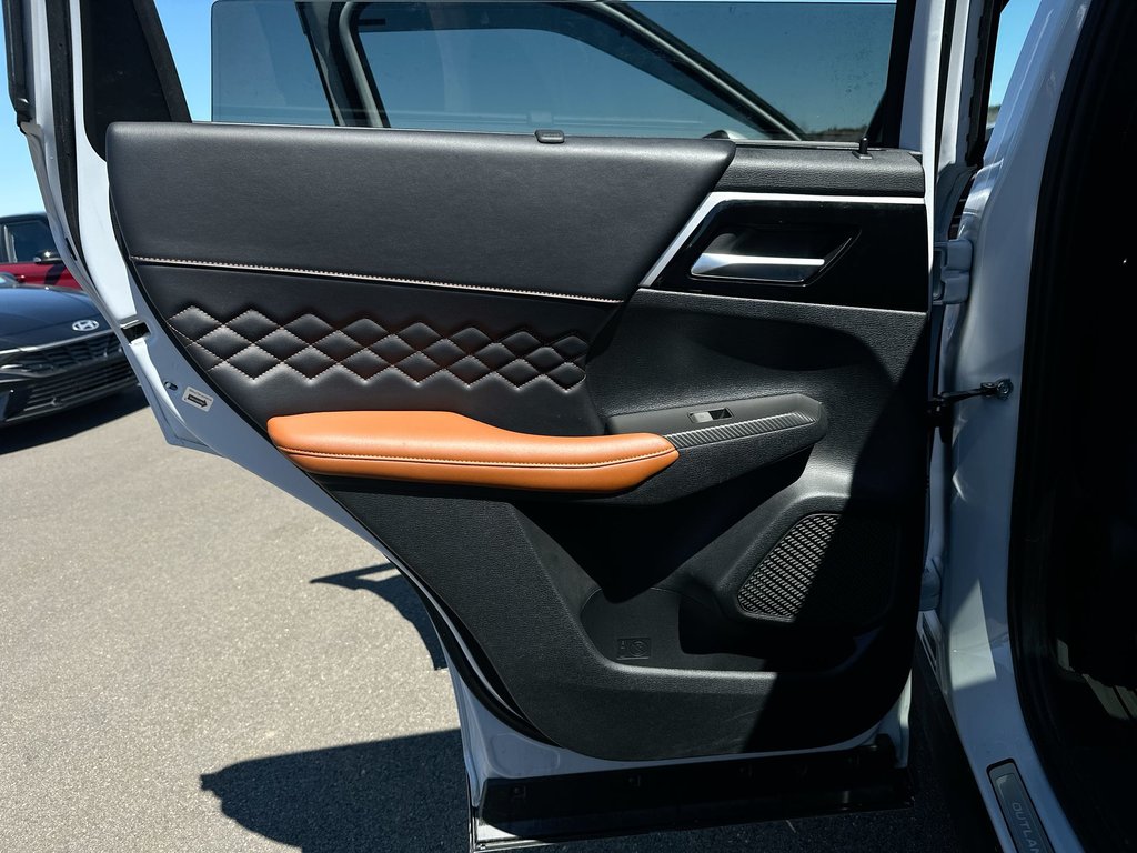 2024 Mitsubishi Outlander GT | Roof | Lthr | Bluetooth | Warranty to 2029 in Saint John, New Brunswick - 35 - w1024h768px