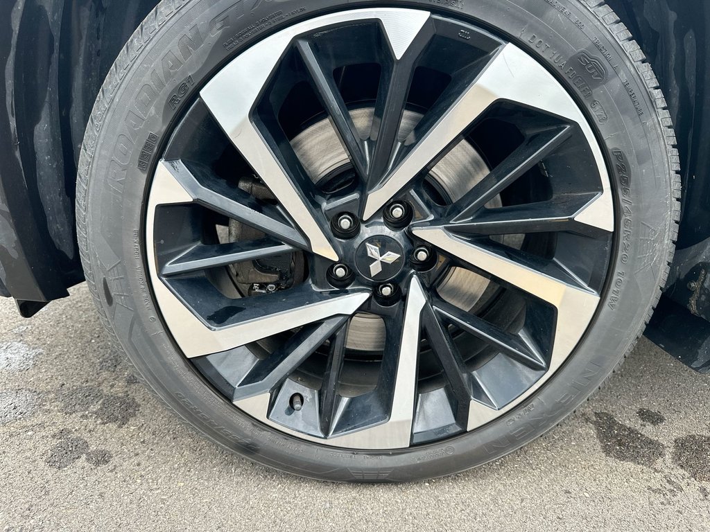 2024 Mitsubishi Outlander GT | Roof | Lthr | HtdSeats | Warranty to 2034 in Saint John, New Brunswick - 10 - w1024h768px