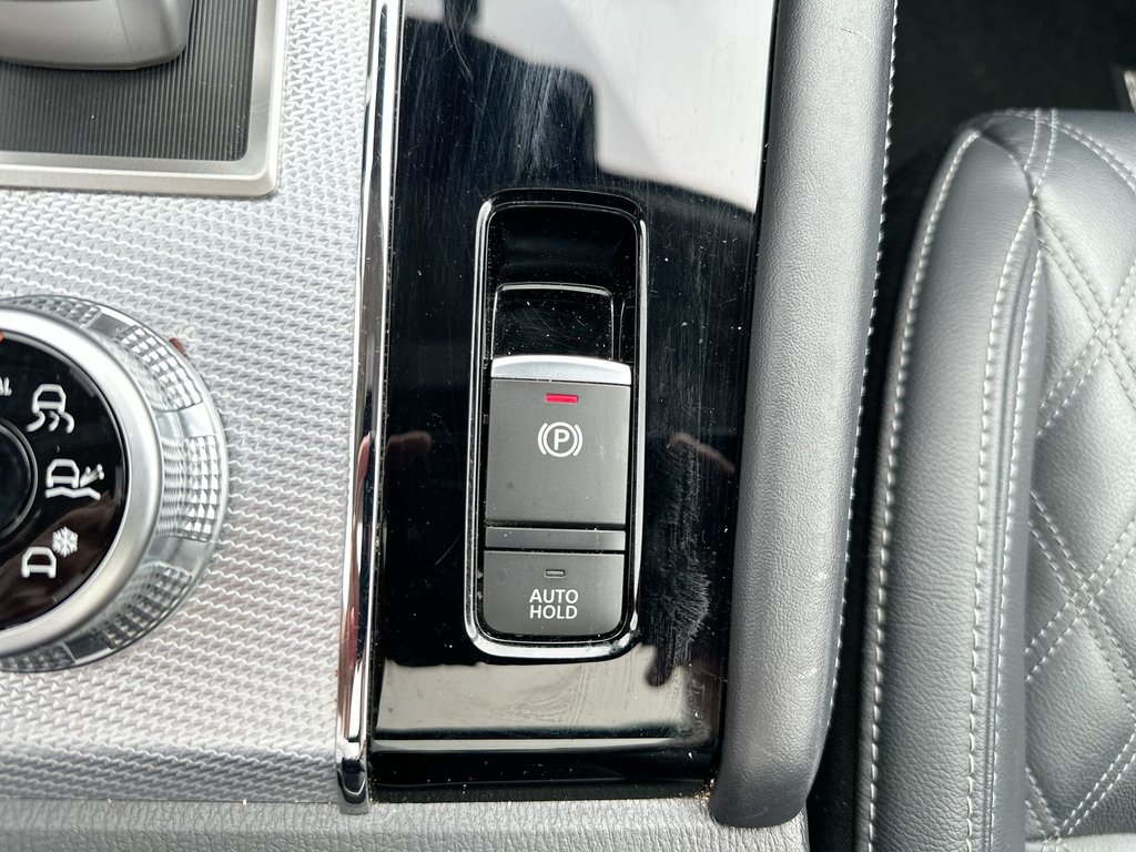 2024 Mitsubishi Outlander GT | Roof | Lthr | HtdSeats | Warranty to 2034 in Saint John, New Brunswick - 30 - w1024h768px