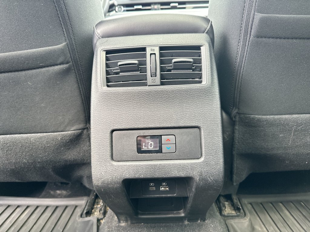 2024 Mitsubishi Outlander LE | Roof | Htd Sts | Keyless | Warranty to 2034 in Saint John, New Brunswick - 49 - w1024h768px