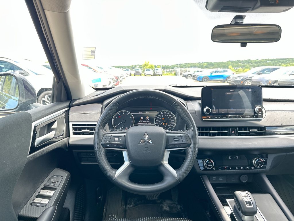 2024 Mitsubishi Outlander LE | Roof | Htd Sts | Keyless | Warranty to 2034 in Saint John, New Brunswick - 12 - w1024h768px