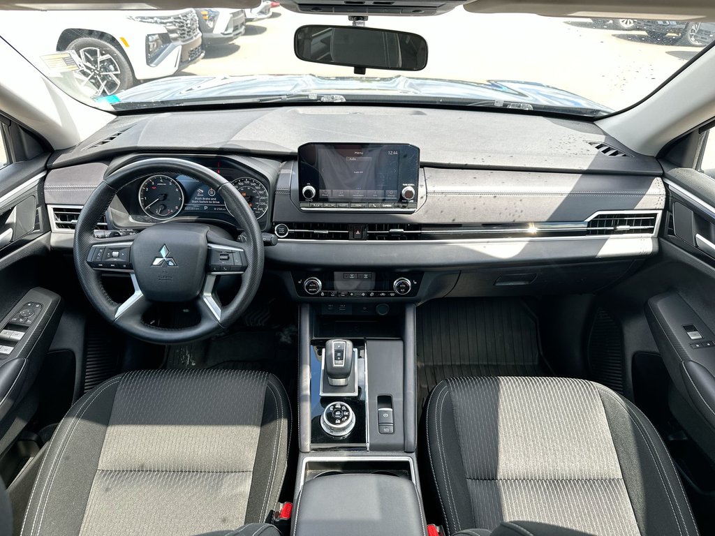 2024 Mitsubishi Outlander LE | Roof | Htd Sts | Keyless | Warranty to 2034 in Saint John, New Brunswick - 16 - w1024h768px