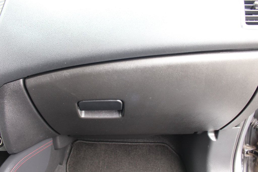 2018 Mitsubishi RVR SE | Cam | USB | HtdSeats Warranty to 2028 in Saint John, New Brunswick - 41 - w1024h768px