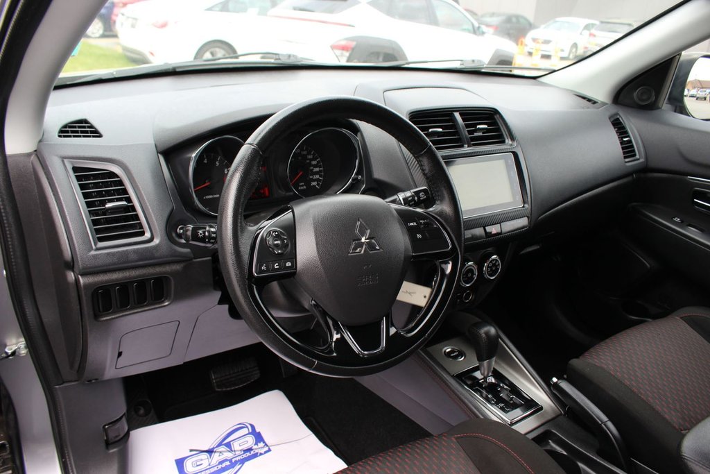2018 Mitsubishi RVR SE | Cam | USB | HtdSeats Warranty to 2028 in Saint John, New Brunswick - 11 - w1024h768px