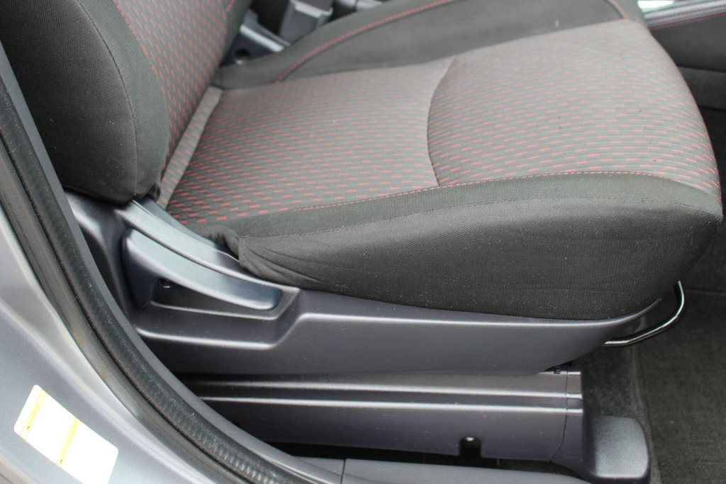 2018 Mitsubishi RVR SE | Cam | USB | HtdSeats Warranty to 2028 in Saint John, New Brunswick - 43 - w1024h768px