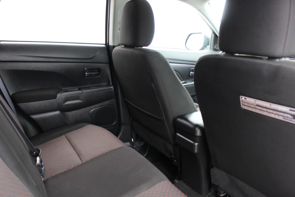 2018 Mitsubishi RVR SE | Cam | USB | HtdSeats Warranty to 2028 in Saint John, New Brunswick - 37 - w1024h768px