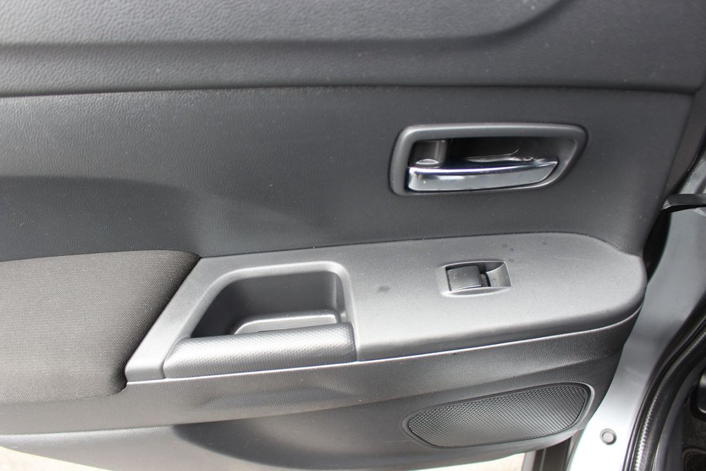 2018 Mitsubishi RVR SE | Cam | USB | HtdSeats Warranty to 2028 in Saint John, New Brunswick - 31 - w1024h768px