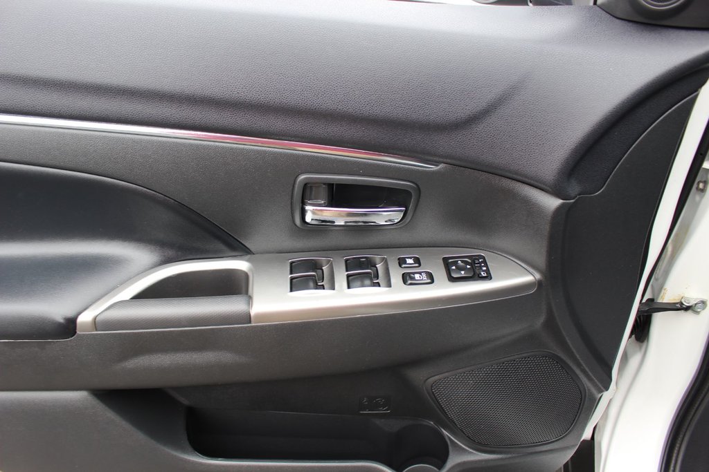 2018 Mitsubishi RVR in Antigonish, Nova Scotia - 14 - w1024h768px