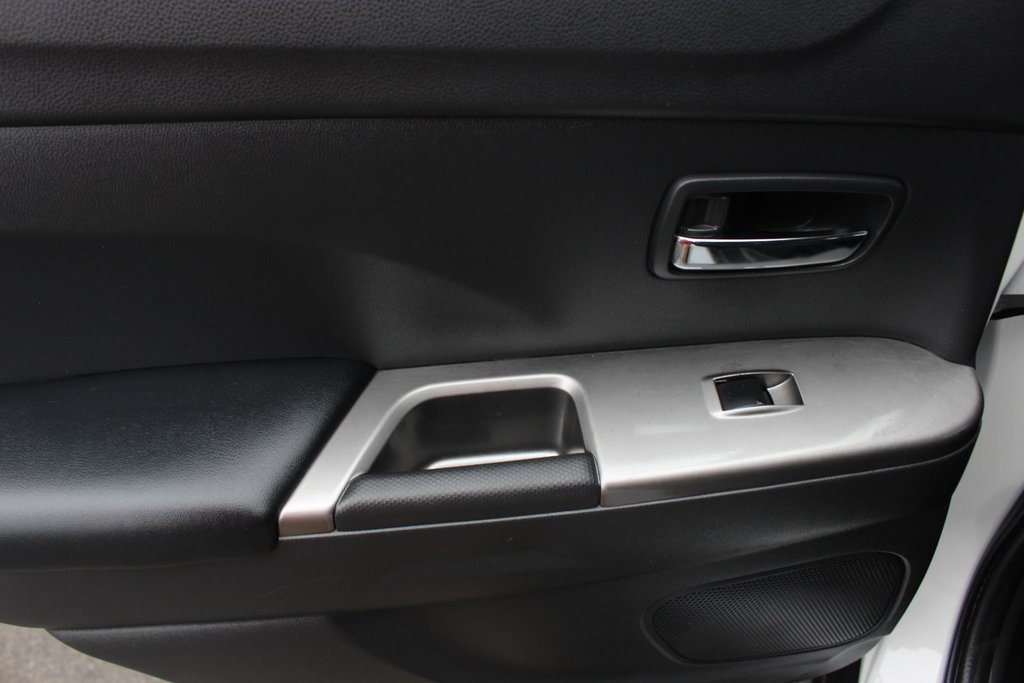 2018 Mitsubishi RVR in Antigonish, Nova Scotia - 33 - w1024h768px