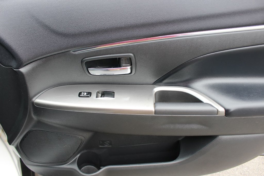 2018 Mitsubishi RVR in Antigonish, Nova Scotia - 47 - w1024h768px