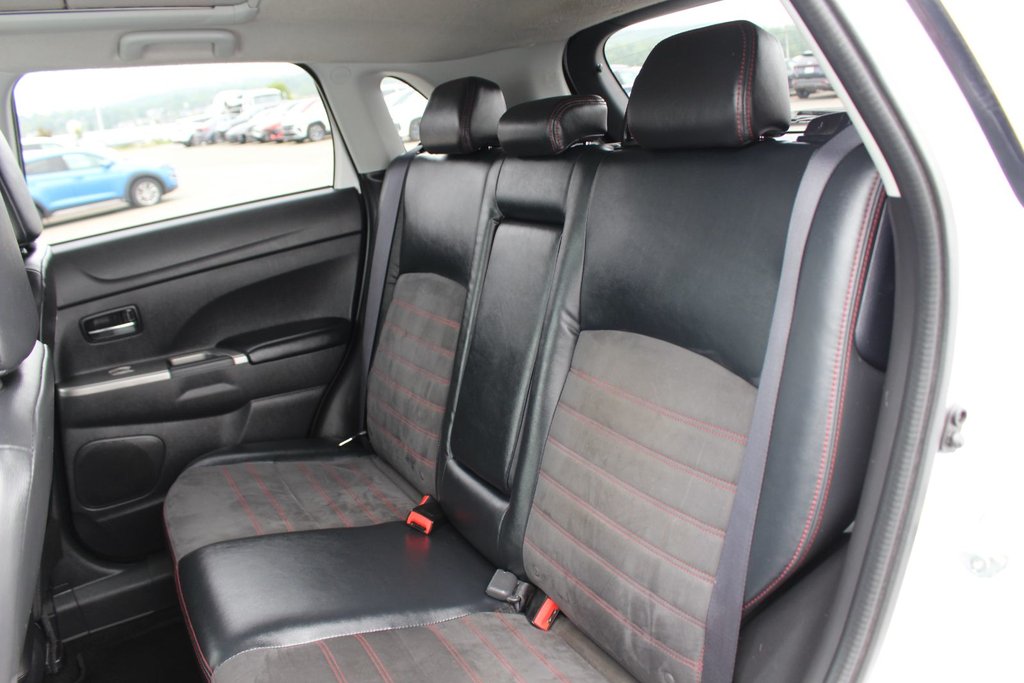 2018 Mitsubishi RVR in Antigonish, Nova Scotia - 30 - w1024h768px
