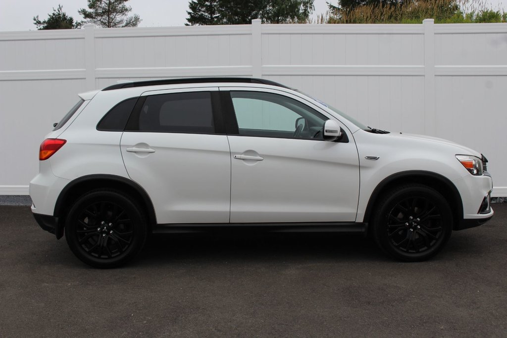 2018 Mitsubishi RVR in Antigonish, Nova Scotia - 8 - w1024h768px