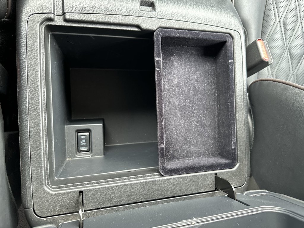 2023 Nissan Armada in Antigonish, Nova Scotia - 48 - w1024h768px