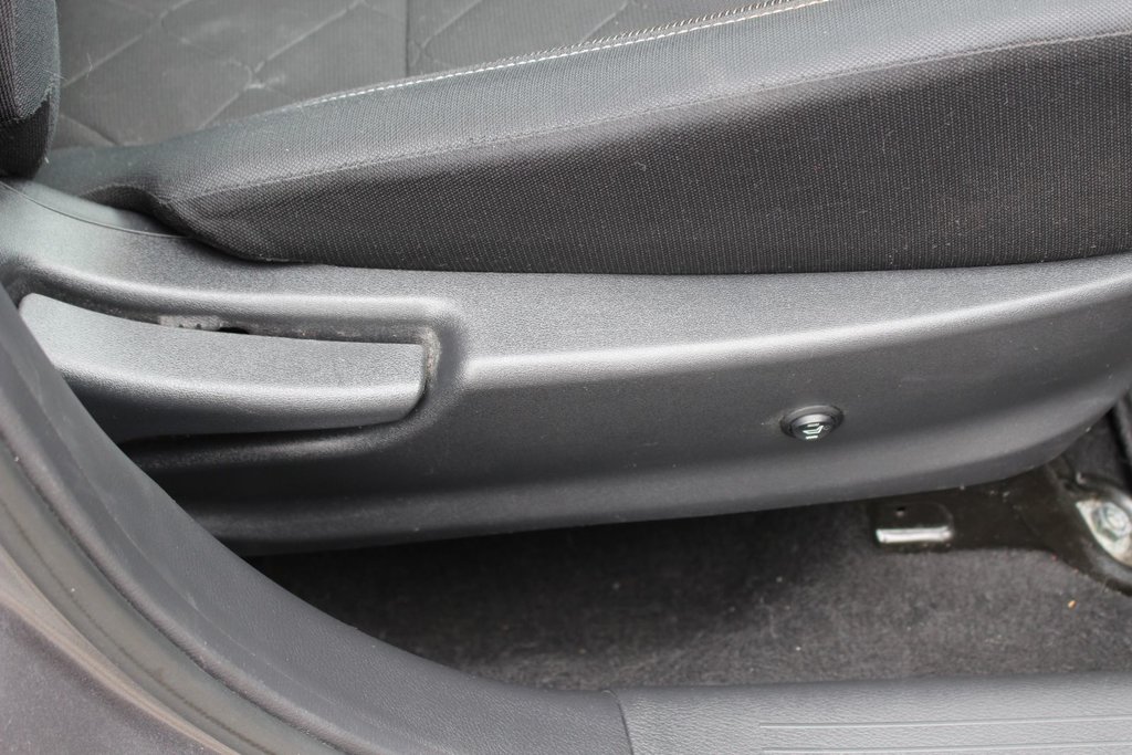 2019 Nissan Kicks S | Cam | Bluetooth | Aux | USB | Keyless in Saint John, New Brunswick - 43 - w1024h768px
