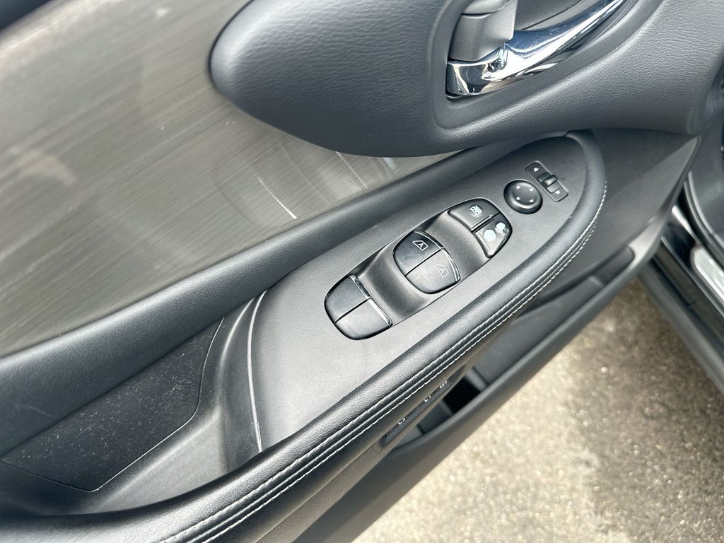 2015 Nissan Murano in Antigonish, Nova Scotia - 15 - w1024h768px