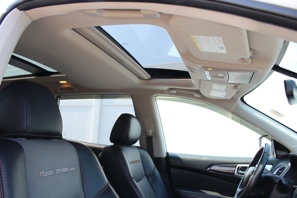 Nissan Pathfinder SL PREMIUM | Leather | Roof | Nav | Cam | HtdWheel 2020 à Saint John, Nouveau-Brunswick - 53 - w1024h768px