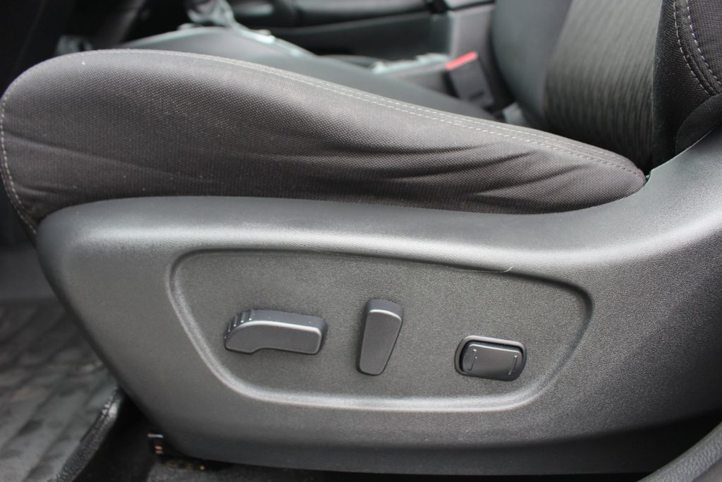 2017 Nissan Rogue SV | HtdSeats | Cam | Bluetooth | Aux | USB in Saint John, New Brunswick - 10 - w1024h768px