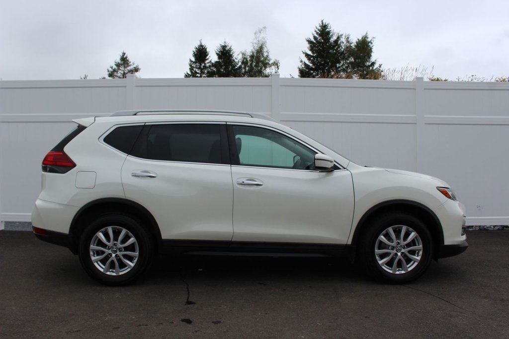 2017 Nissan Rogue SV | HtdSeats | Cam | Bluetooth | Aux | USB in Saint John, New Brunswick - 3 - w1024h768px
