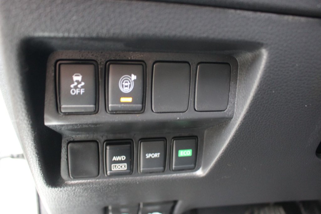 2017 Nissan Rogue SV | HtdSeats | Cam | Bluetooth | Aux | USB in Saint John, New Brunswick - 11 - w1024h768px