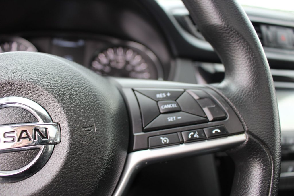 2017 Nissan Rogue SV | HtdSeats | Cam | Bluetooth | Aux | USB in Saint John, New Brunswick - 17 - w1024h768px