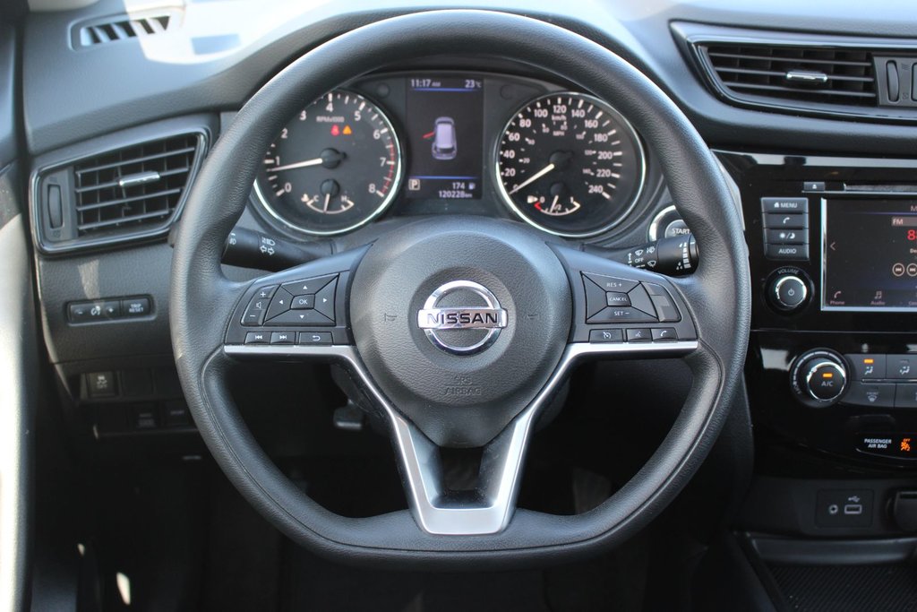 2018 Nissan Rogue in Antigonish, Nova Scotia - 17 - w1024h768px