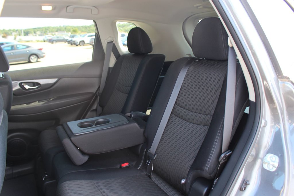 2018 Nissan Rogue in Antigonish, Nova Scotia - 30 - w1024h768px