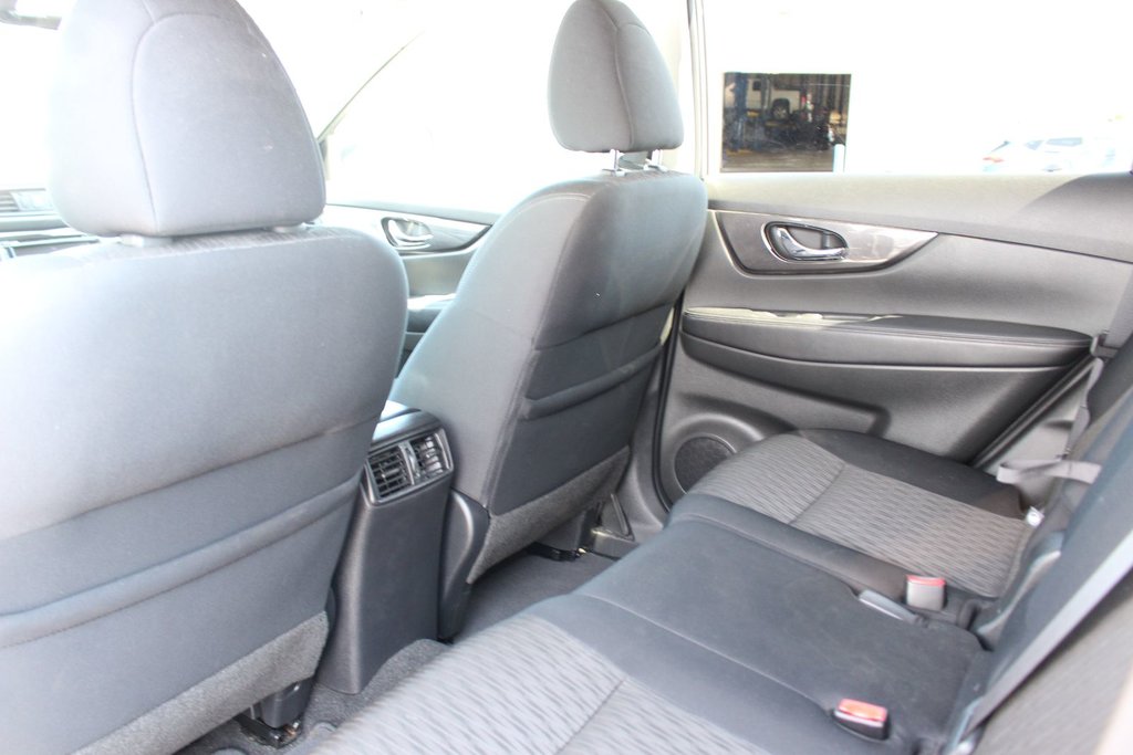 2018 Nissan Rogue in Antigonish, Nova Scotia - 31 - w1024h768px