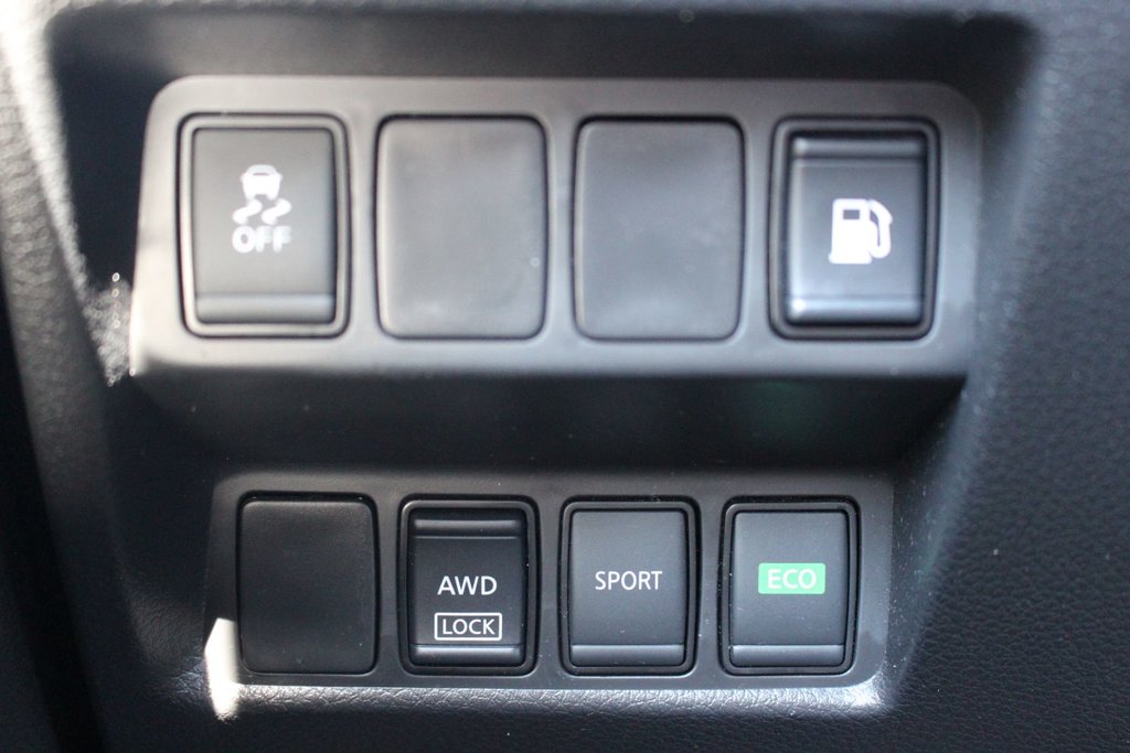 2018 Nissan Rogue in Antigonish, Nova Scotia - 20 - w1024h768px