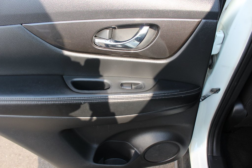 2020 Nissan Rogue SV | HtdSeats | Cam | Bluetooth | Aux | USB in Saint John, New Brunswick - 33 - w1024h768px