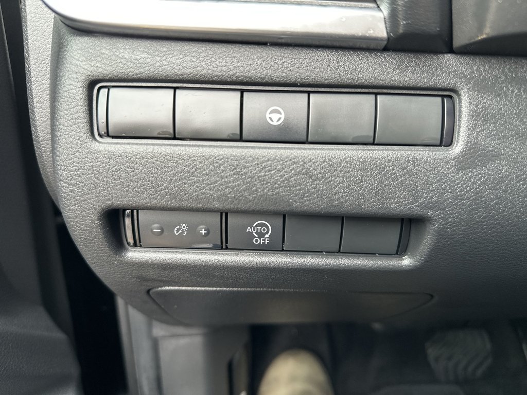 2023 Nissan Rogue in Antigonish, Nova Scotia - 22 - w1024h768px