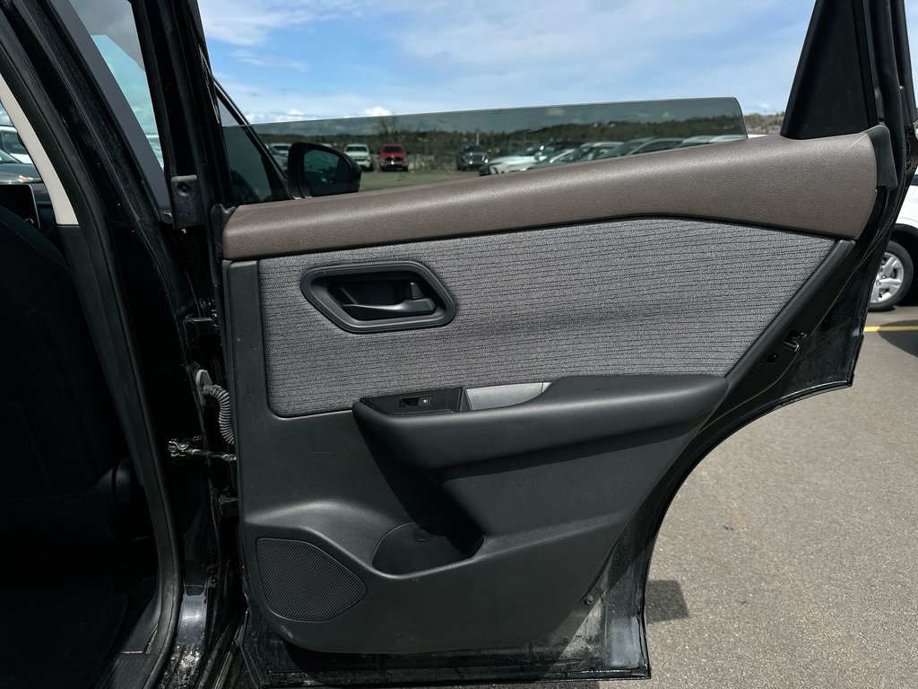 2023 Nissan ROGUE in Antigonish, Nova Scotia - 41 - w1024h768px