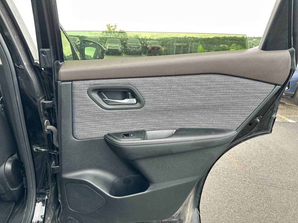 2023 Nissan ROGUE SV | Moonroof | Htd Whl | Alloy | Warranty to 2028 in Saint John, New Brunswick - 41 - w1024h768px