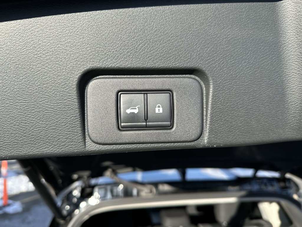 2024 Nissan Rogue SV | Roof | HtdSeats | Cam | Warranty to 2029 in Saint John, New Brunswick - 48 - w1024h768px