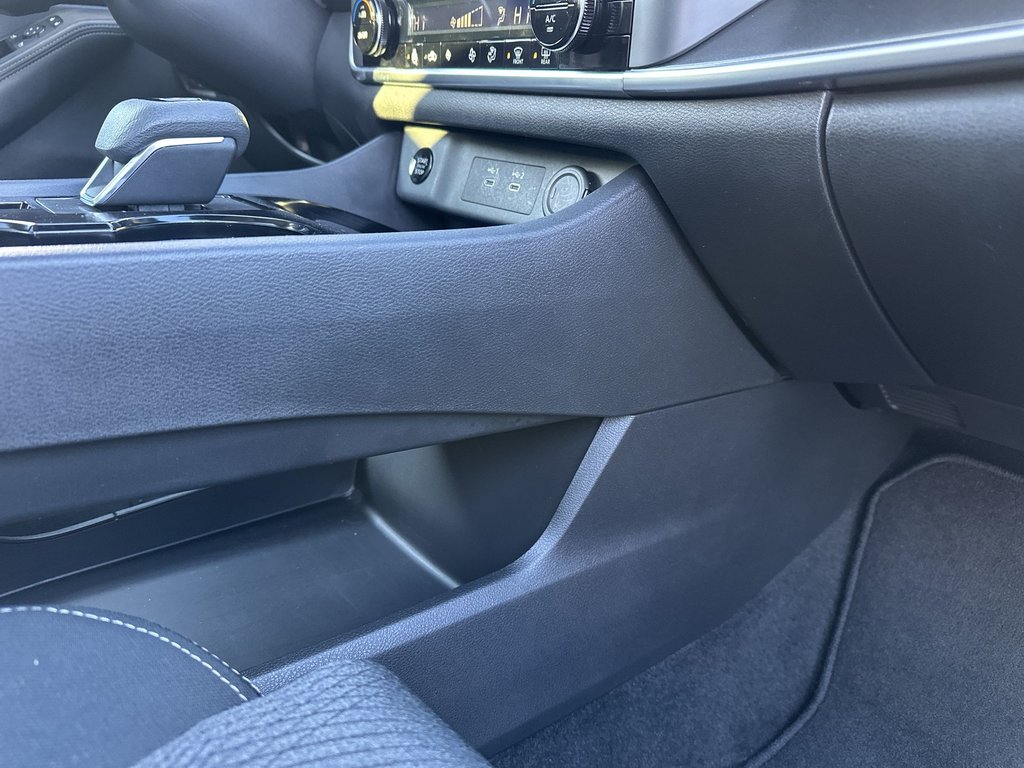 2024 Nissan Rogue SV | Roof | HtdSeats | Cam | Warranty to 2029 in Saint John, New Brunswick - 45 - w1024h768px