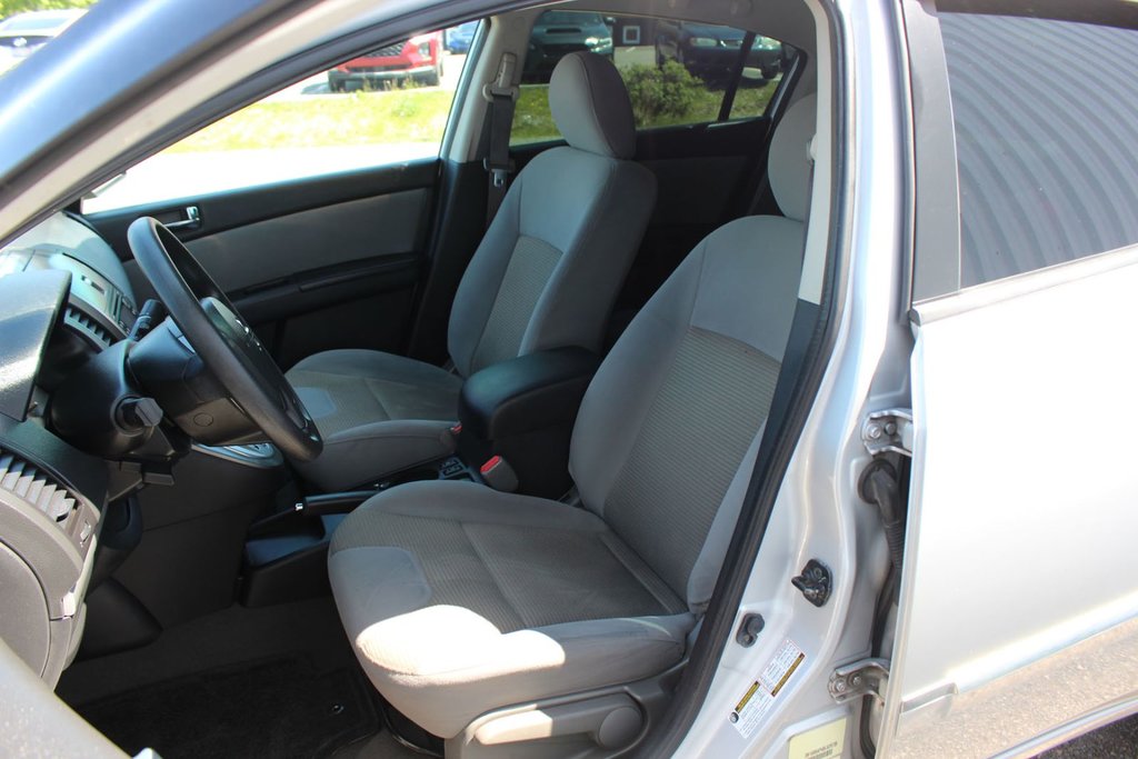 2011 Nissan Sentra in Antigonish, Nova Scotia - 10 - w1024h768px