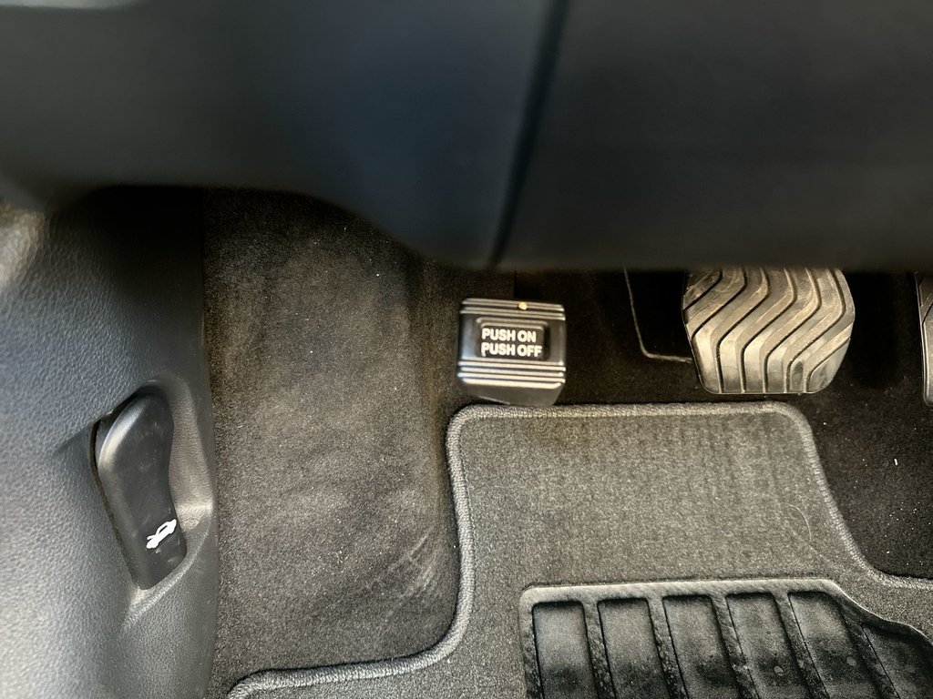 2025 Nissan Sentra SV | Cam | HtdSeats | Warranty to in Saint John, New Brunswick - 30 - w1024h768px