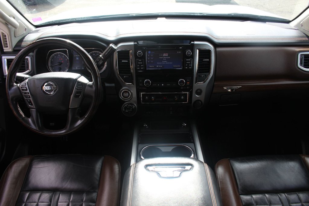 2018  Titan Platinum | Leather | Nav | Cam | USB | HtdWheel in Saint John, New Brunswick - 15 - w1024h768px