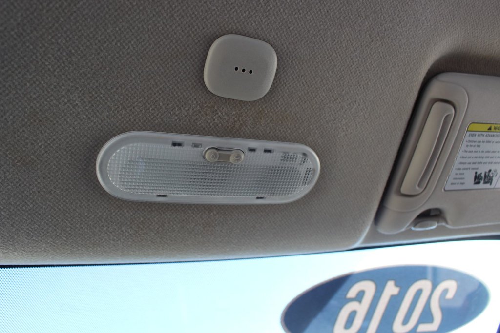 2016 Nissan Versa Note in Antigonish, Nova Scotia - 39 - w1024h768px