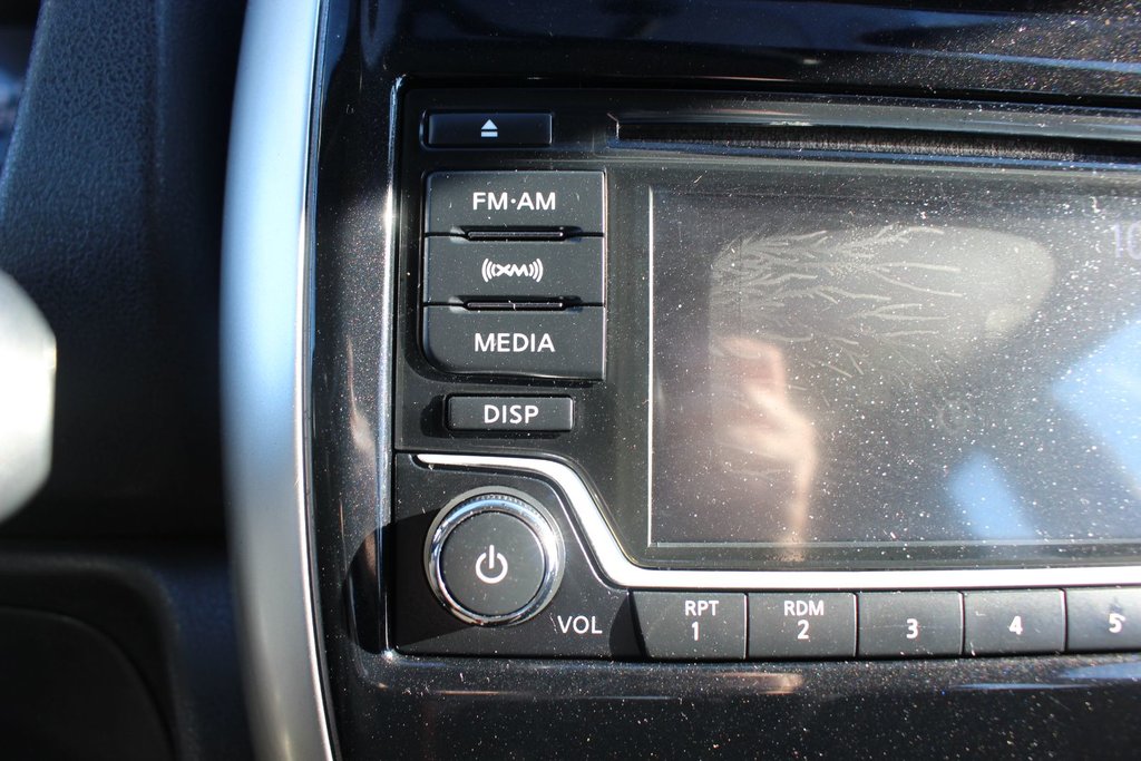 2016 Nissan Versa Note in Antigonish, Nova Scotia - 29 - w1024h768px