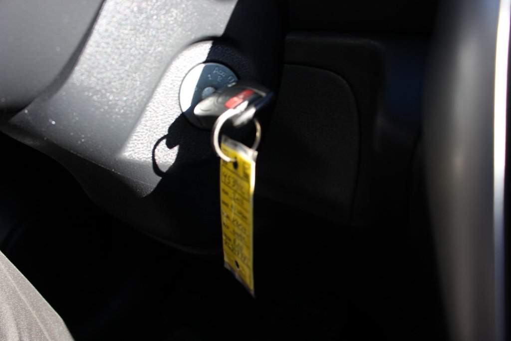 2016 Nissan Versa Note in Antigonish, Nova Scotia - 22 - w1024h768px