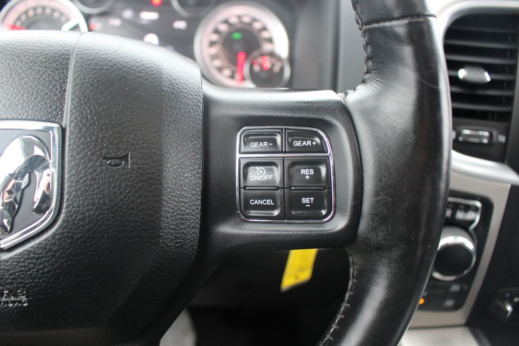 Ram 1500 Classic Warlock | SunRoof | Cam | USB | HtdSeats | Keyless 2019 à Saint John, Nouveau-Brunswick - 18 - w1024h768px